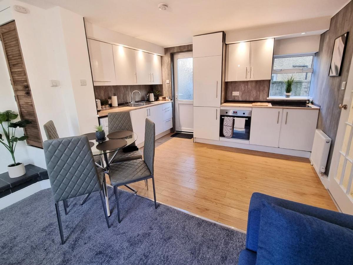 Cosy Apartment Nearby Train Station! Watford  Exterior photo